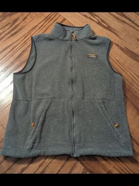 L.L. Bean Men's Gray Fleece Vest